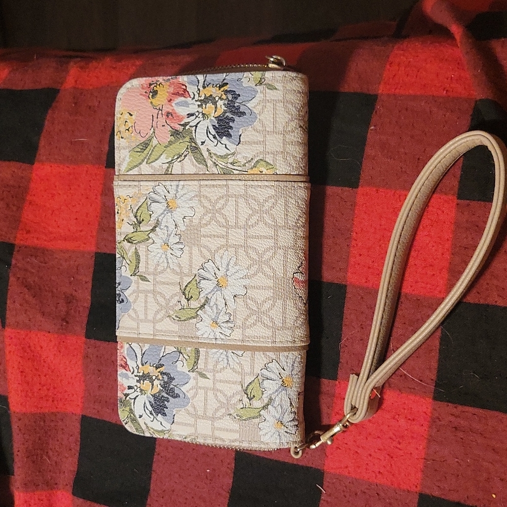 Woman's wallet/change purse
